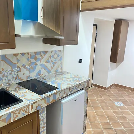 House Serapide-real Capodimonte Naples